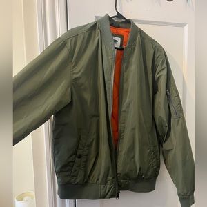 Men’s green bomber jacket